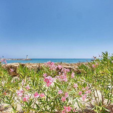 Appartement Magnifique 60 m2 les pieds dans l'eau à Villeneuve-Loubet Extérieur photo