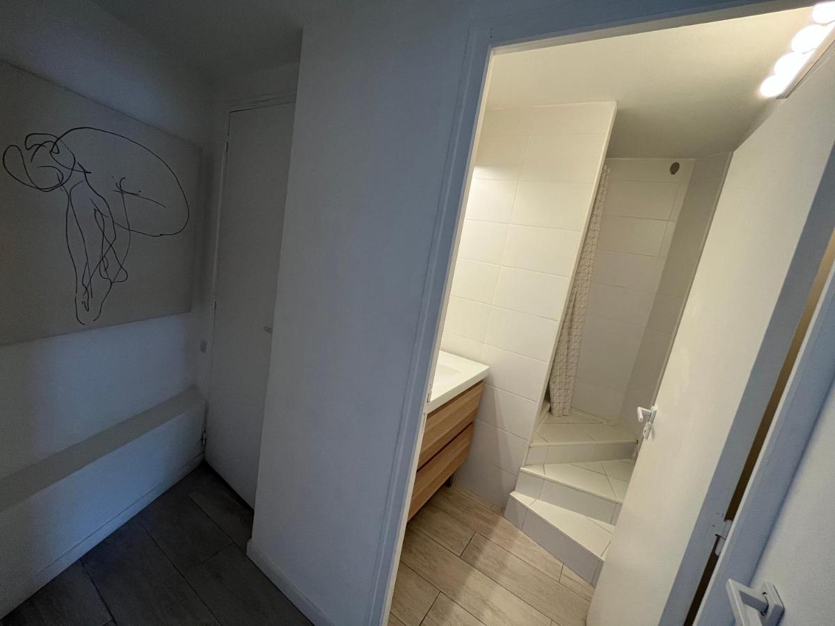 Appartement Magnifique 60 m2 les pieds dans l'eau à Villeneuve-Loubet Extérieur photo