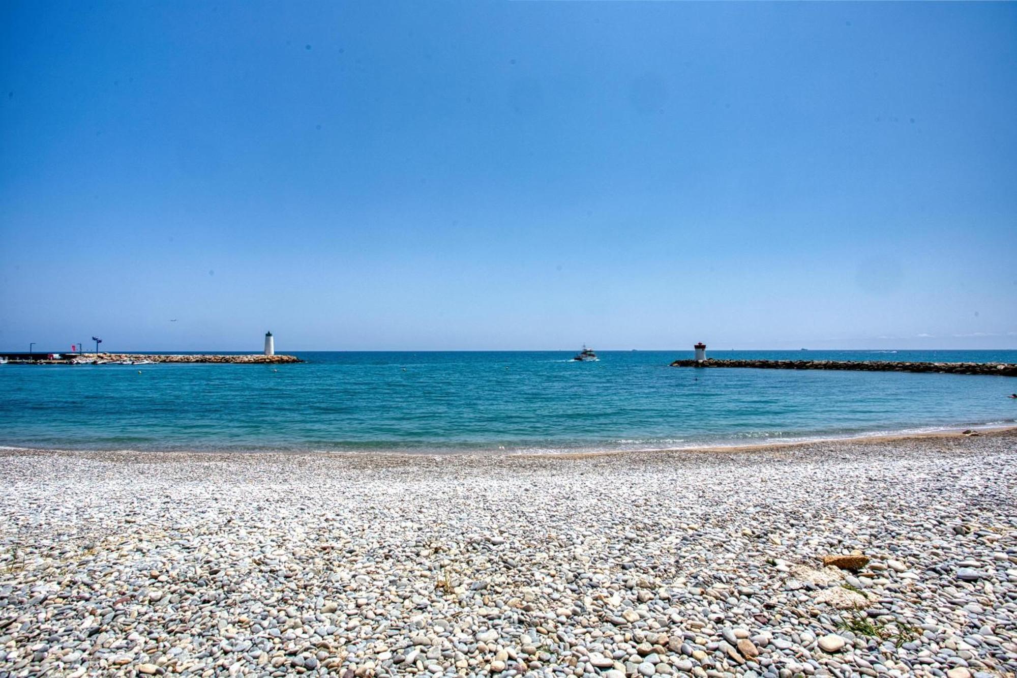 Appartement Magnifique 60 m2 les pieds dans l'eau à Villeneuve-Loubet Extérieur photo